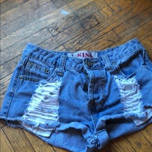 High-waisted  distressed jean shorts
